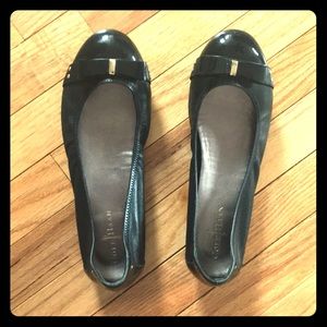 Very comfy Cole Haan Nike Air black flats